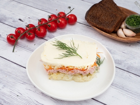 Салат Шикарный (слоями) Салат Шикарный (слоями)