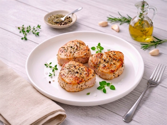 Медальоны из индейки с прованскими травами